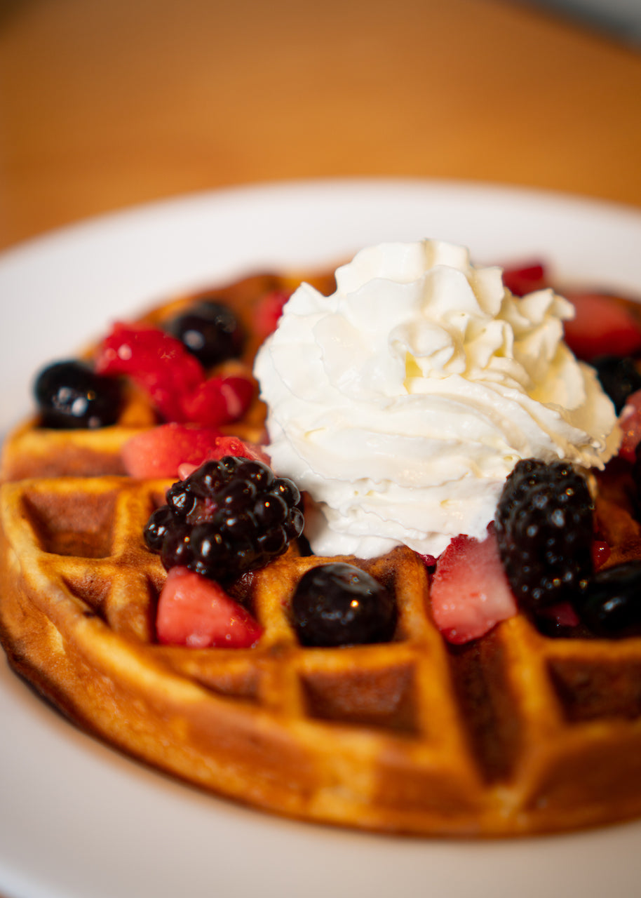 Waffles con Frutas